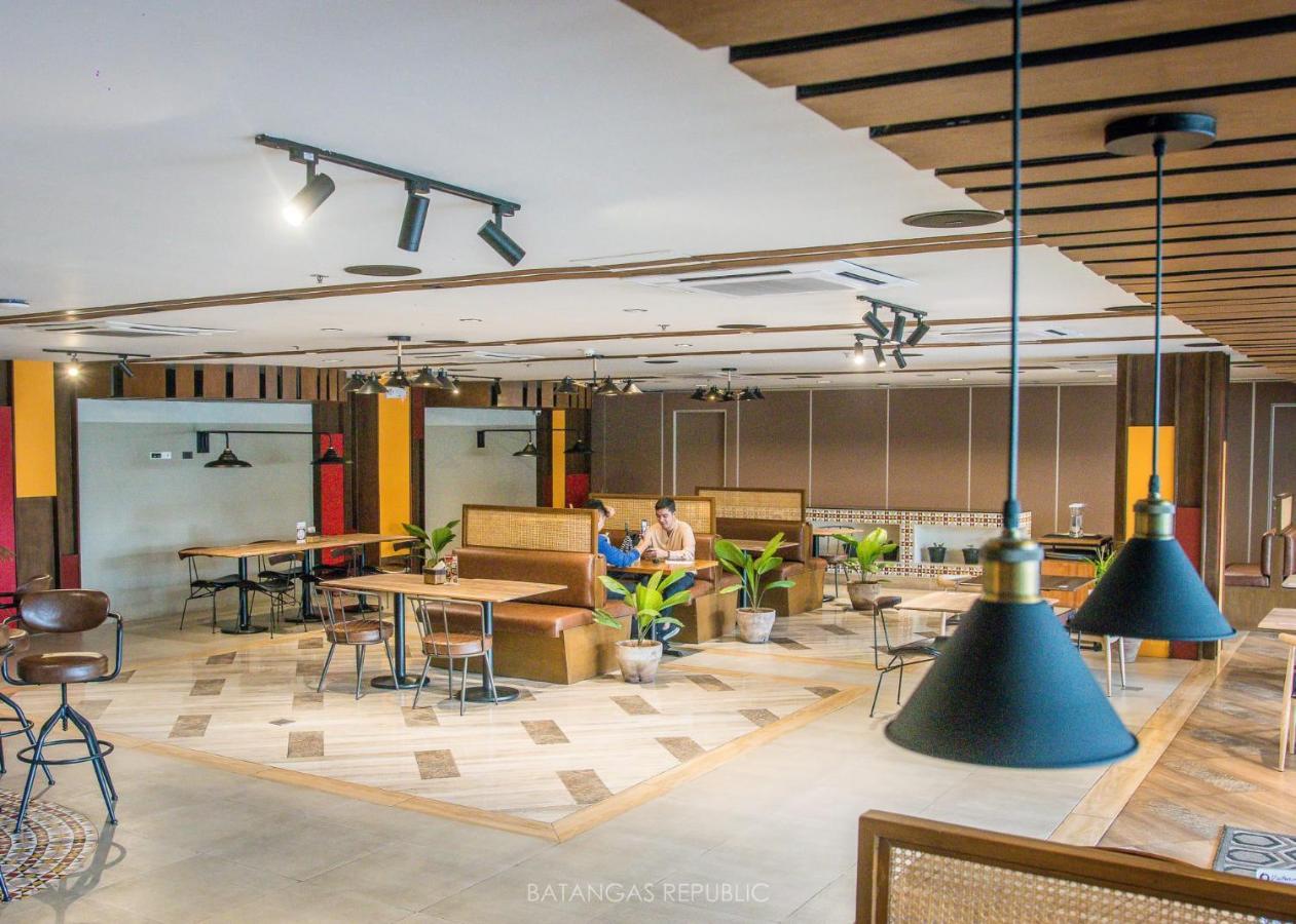 Bravo Tanauan Hotel ภายนอก รูปภาพ