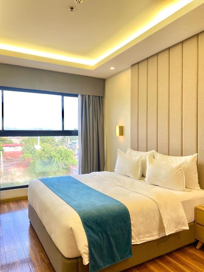 Bravo Tanauan Hotel ภายนอก รูปภาพ