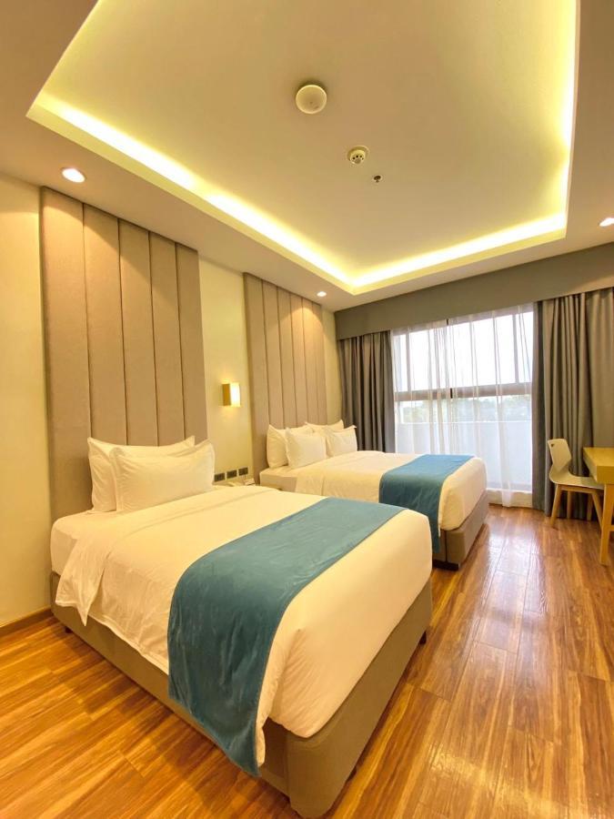 Bravo Tanauan Hotel ภายนอก รูปภาพ