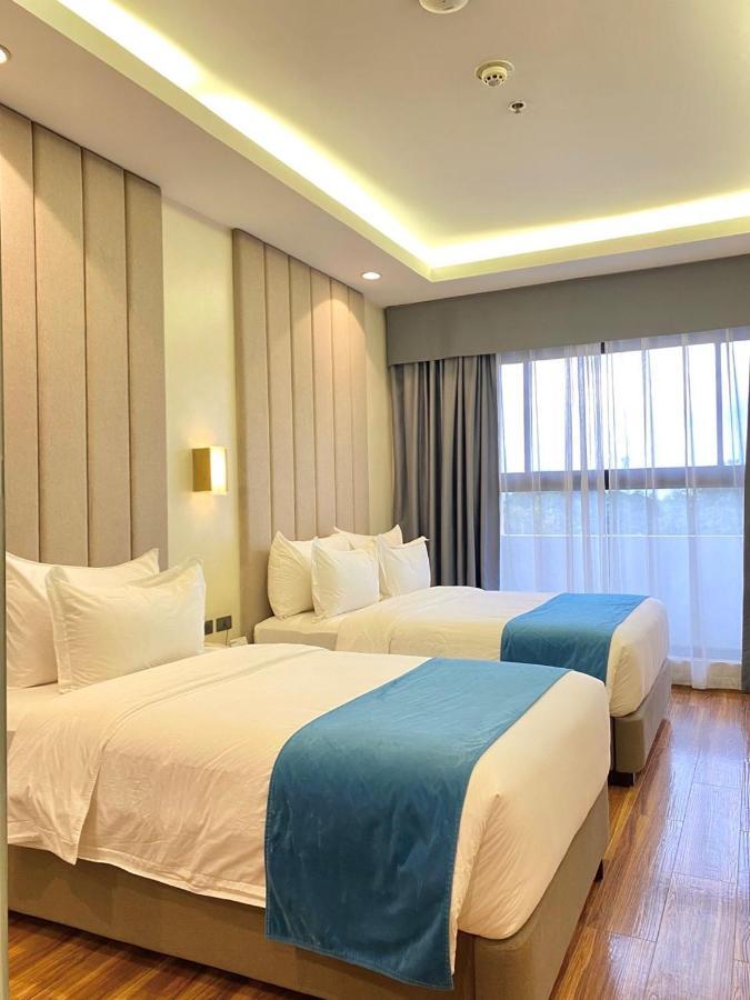 Bravo Tanauan Hotel ภายนอก รูปภาพ