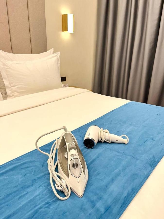 Bravo Tanauan Hotel ภายนอก รูปภาพ